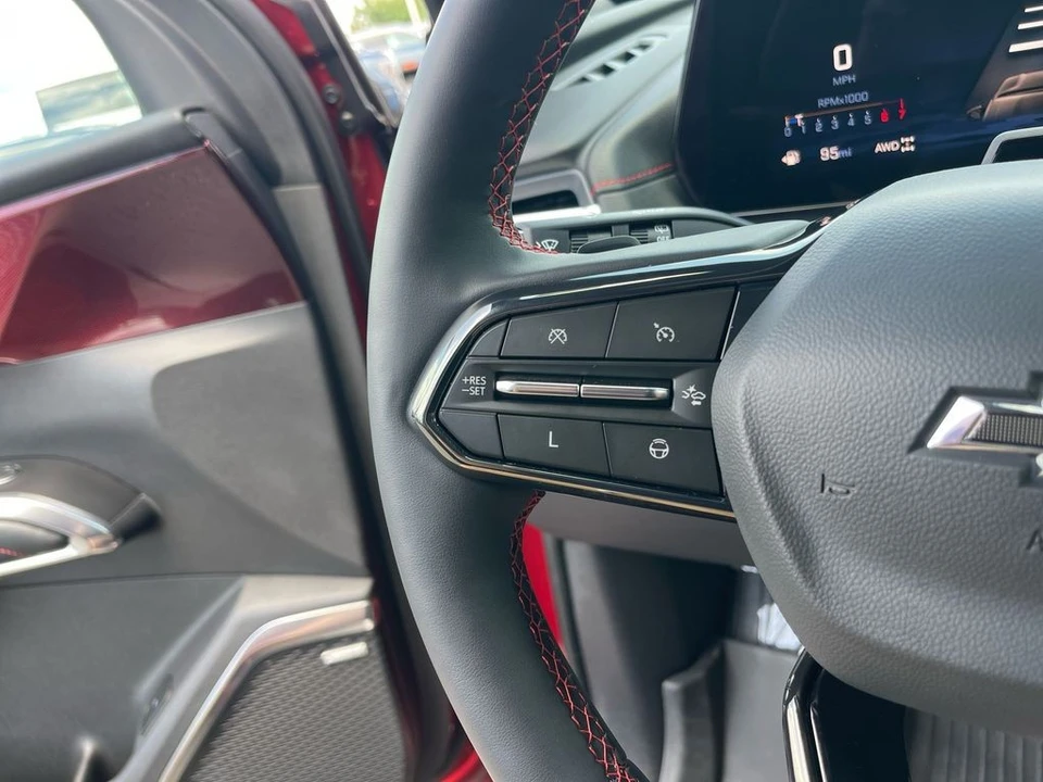 2024 Chevrolet Traverse - Image 17 of 21