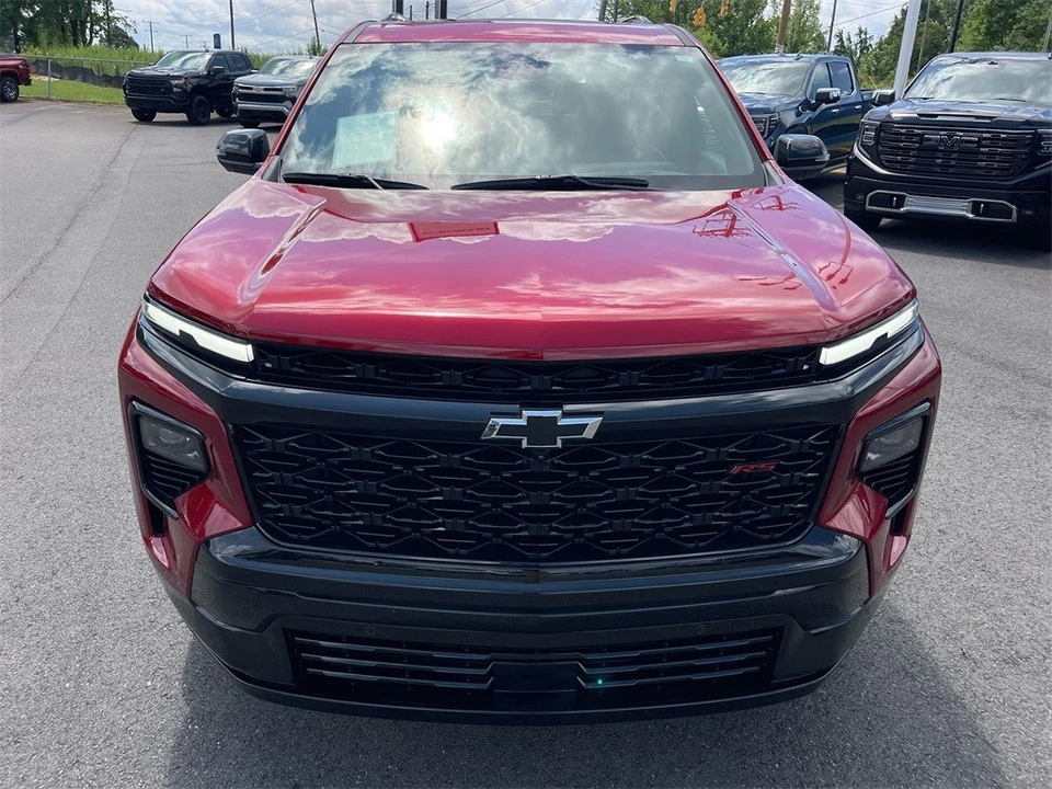 2024 Chevrolet Traverse - Image 8 of 12