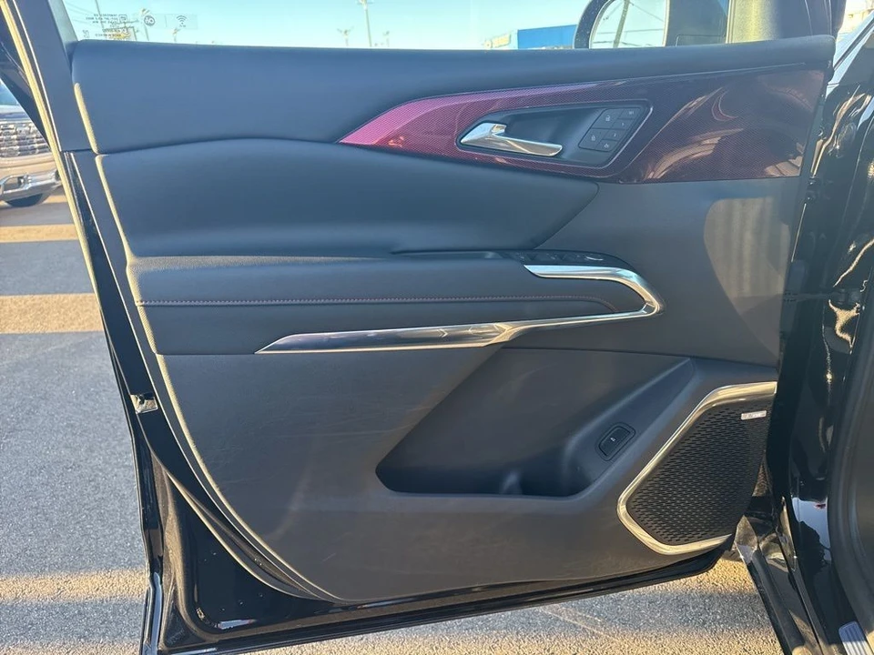2024 Chevrolet Traverse - Image 9 of 12