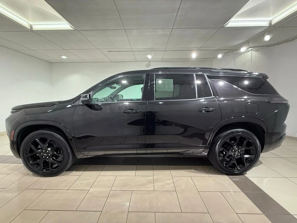 2024 Chevrolet Traverse - Image 2 of 21