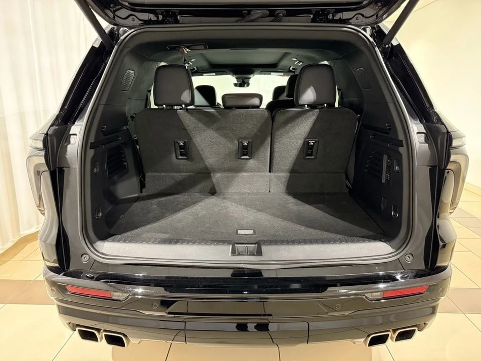 2024 Chevrolet Traverse - Image 11 of 21
