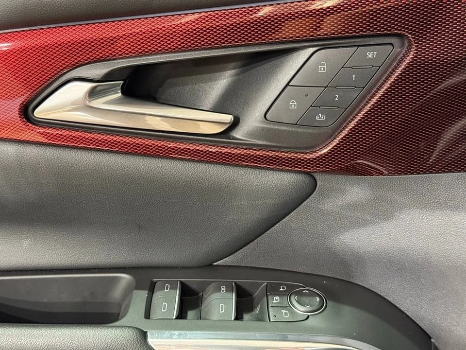 2024 Chevrolet Traverse - Image 16 of 21