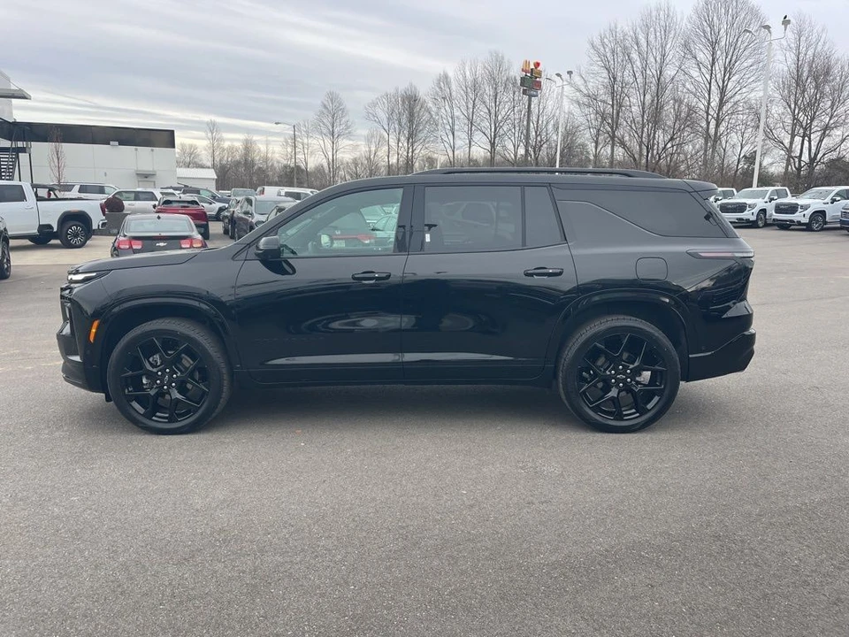2024 Chevrolet Traverse - Image 2 of 12