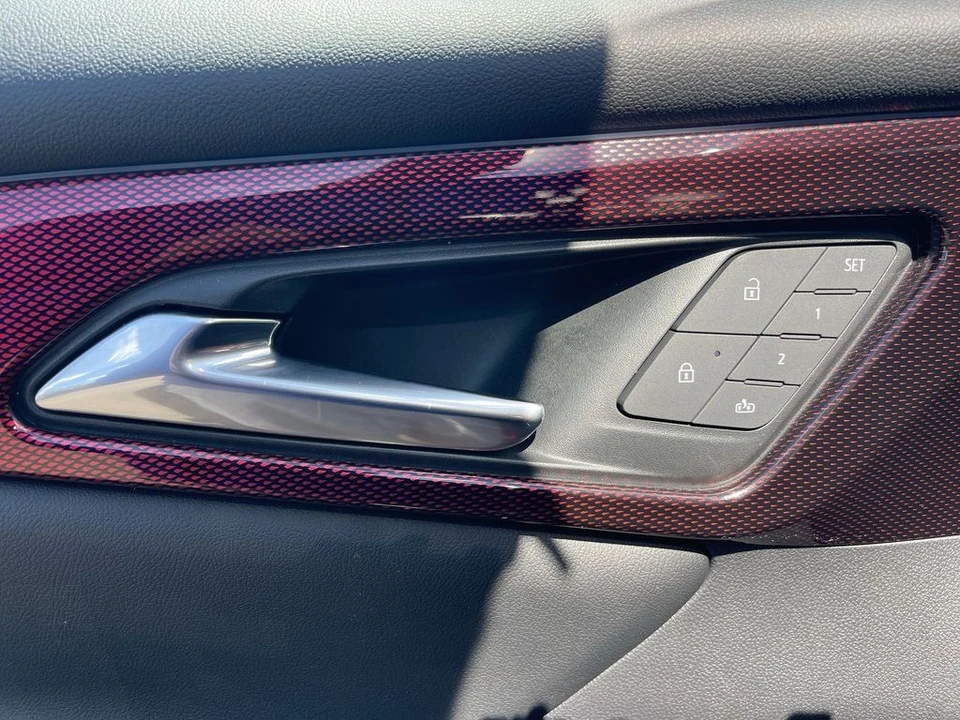 2024 Chevrolet Traverse - Image 11 of 12
