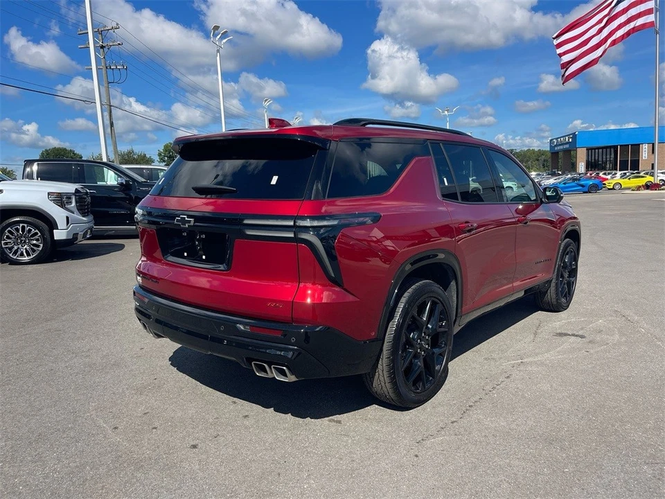 2024 Chevrolet Traverse - Image 5 of 12