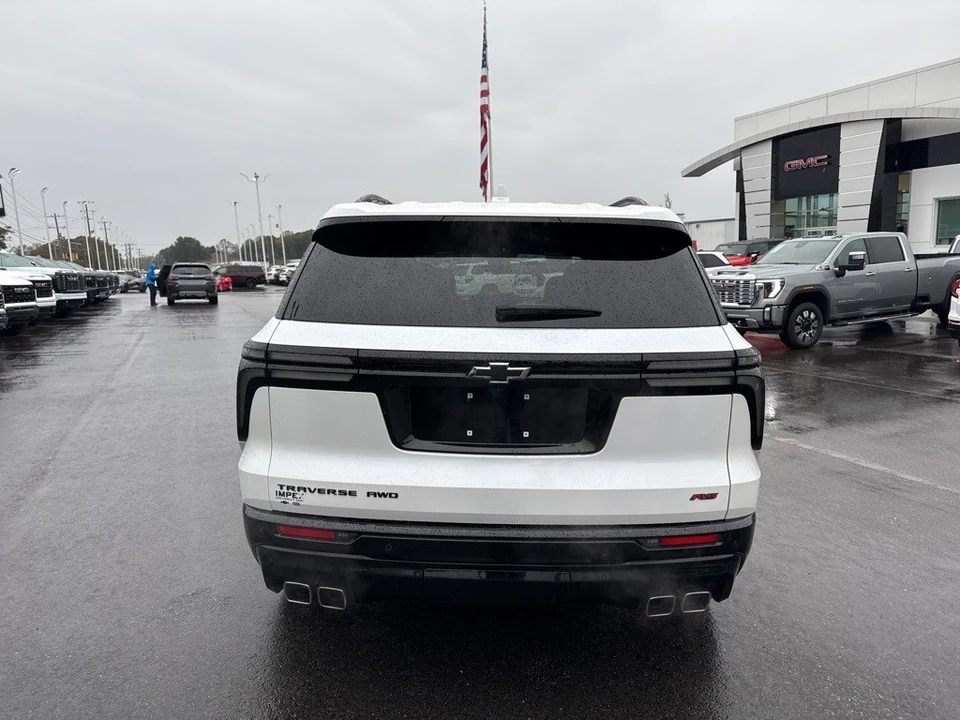 2024 Chevrolet Traverse - Image 4 of 12