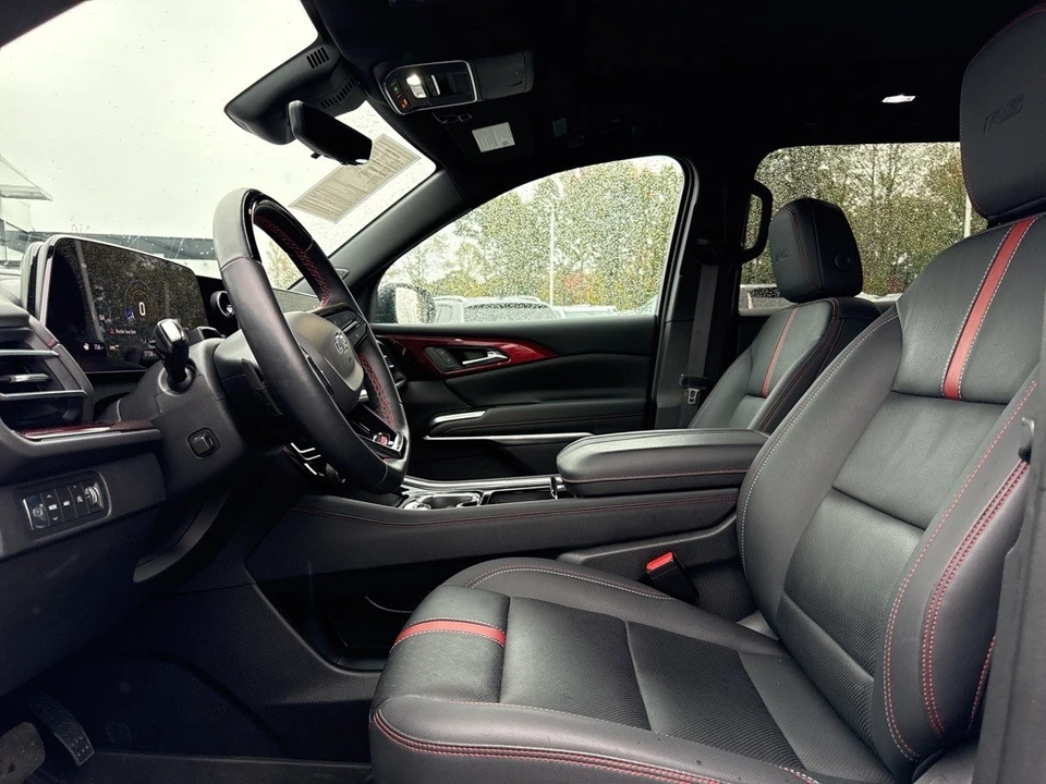 2024 Chevrolet Traverse - Image 9 of 12