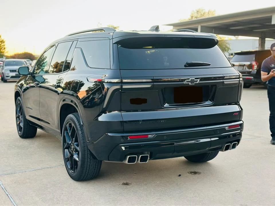 2024 Chevrolet Traverse - Image 5 of 10