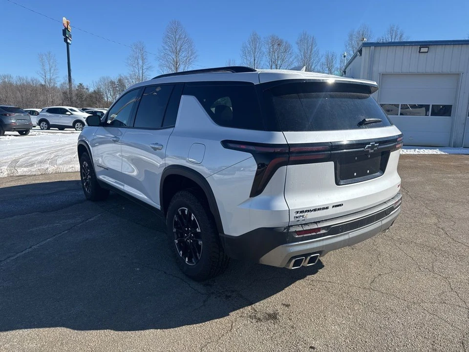 2024 Chevrolet Traverse - Image 2 of 6