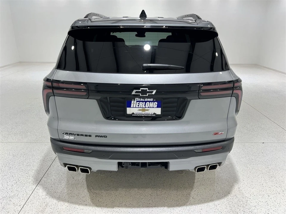 2024 Chevrolet Traverse - Image 7 of 21