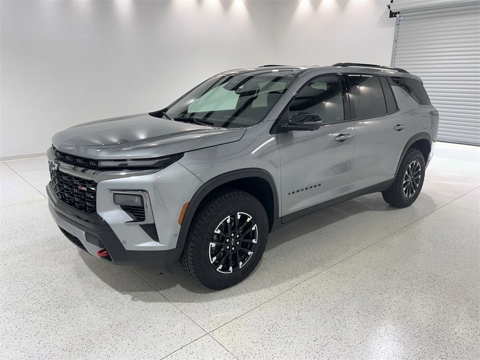 2024 Chevrolet Traverse - Image 4 of 12