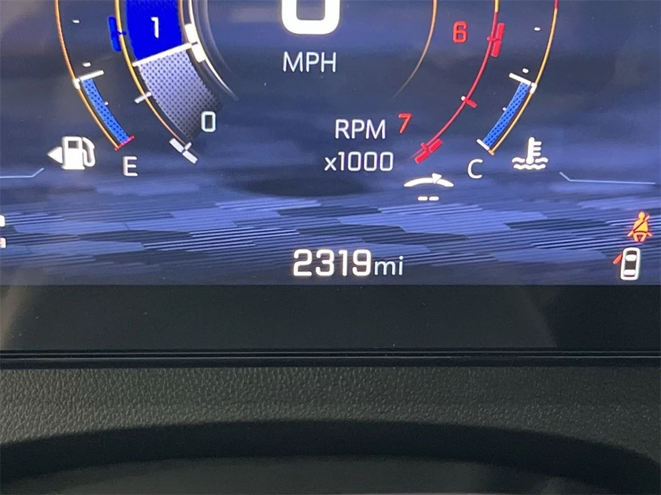 2024 Chevrolet Traverse - Image 11 of 21