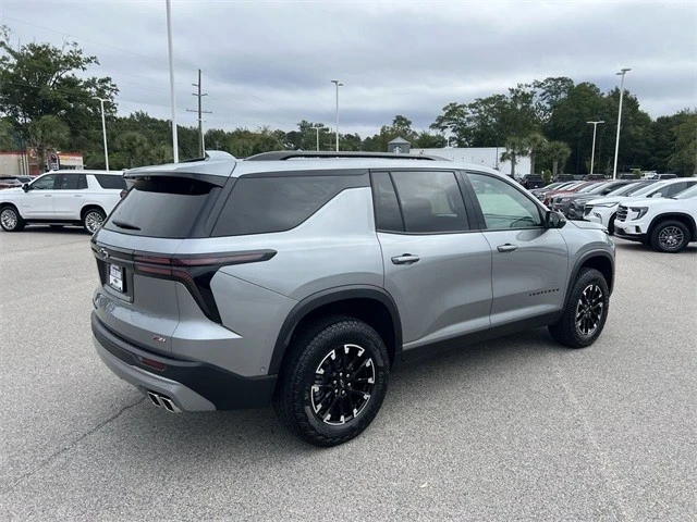 2024 Chevrolet Traverse - Image 8 of 21