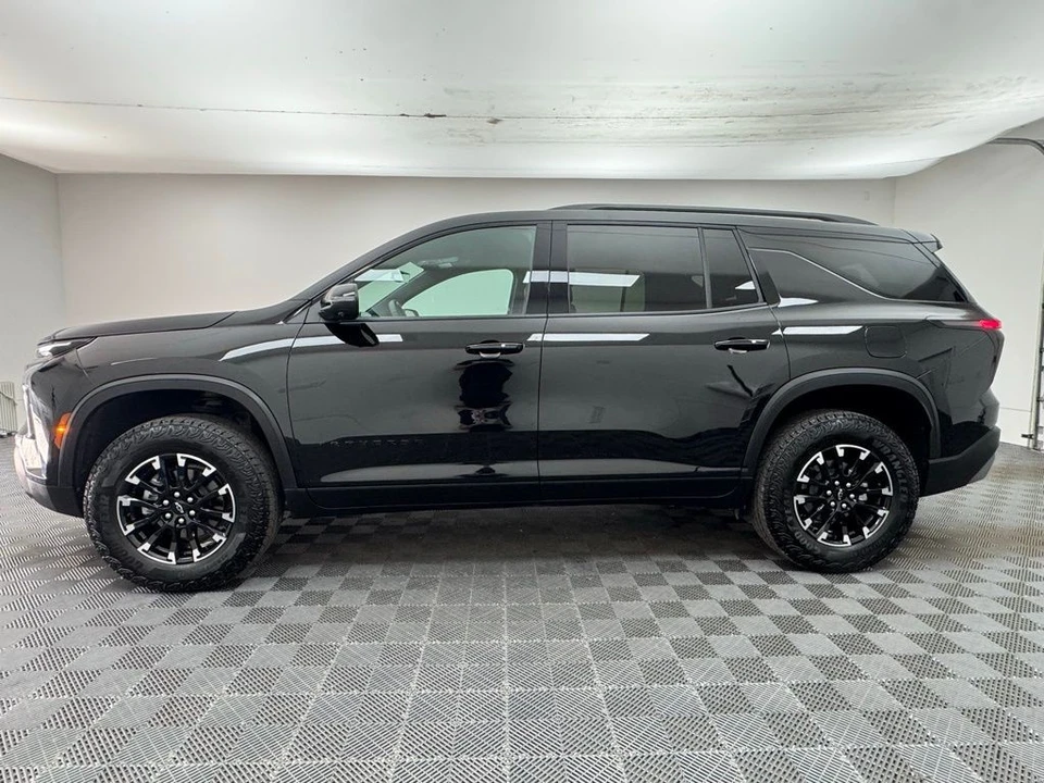 2024 Chevrolet Traverse - Image 12 of 12