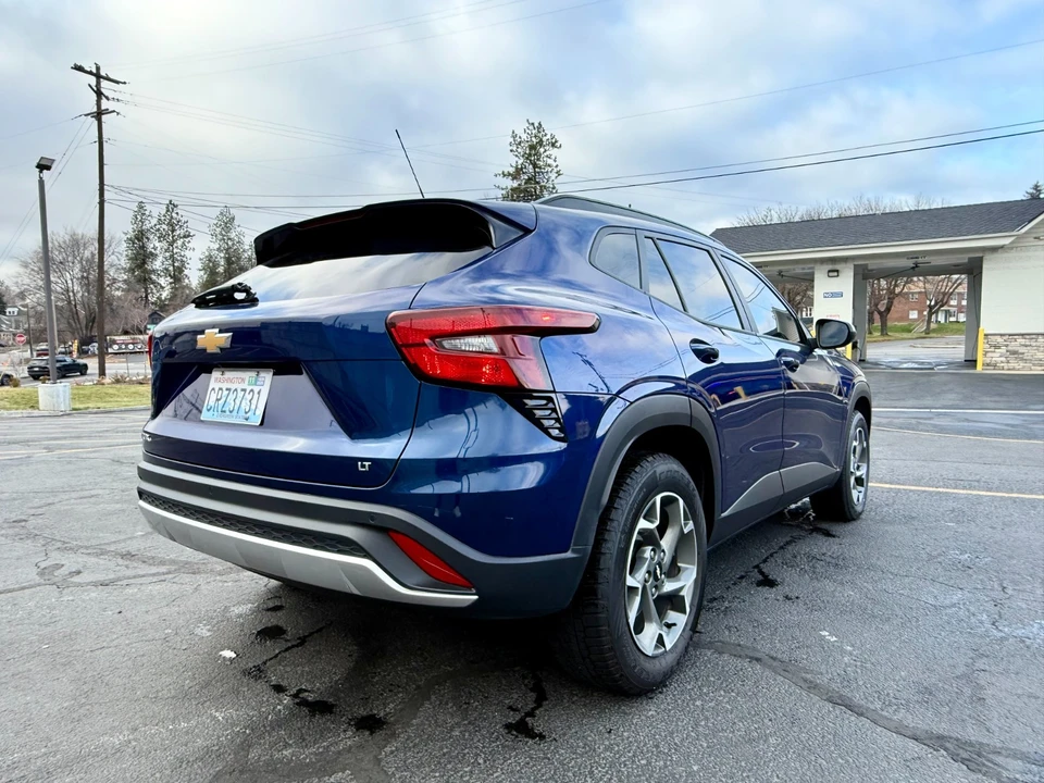 2024 Chevrolet Trax - Image 8 of 21