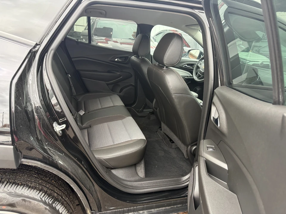 2024 Chevrolet Trax - Image 16 of 20