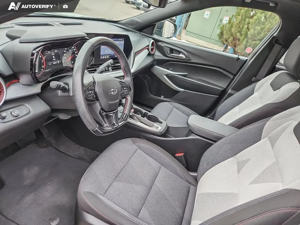 2024 Chevrolet Trax - Image 10 of 17