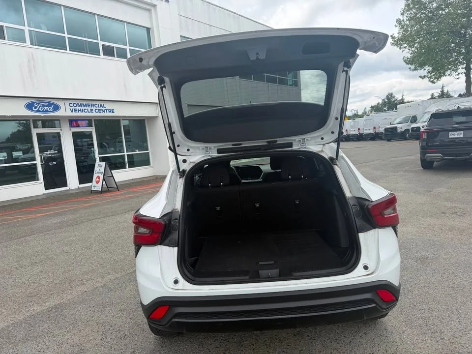2024 Chevrolet Trax - Image 10 of 19
