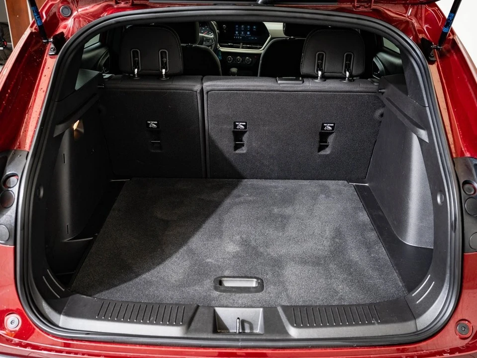 2024 Chevrolet Trax - Image 15 of 21