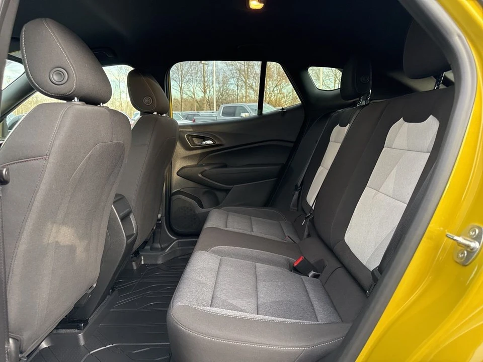 2024 Chevrolet Trax - Image 10 of 21