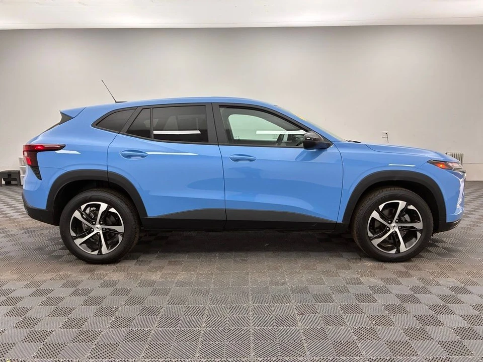 2024 Chevrolet Trax - Image 7 of 12