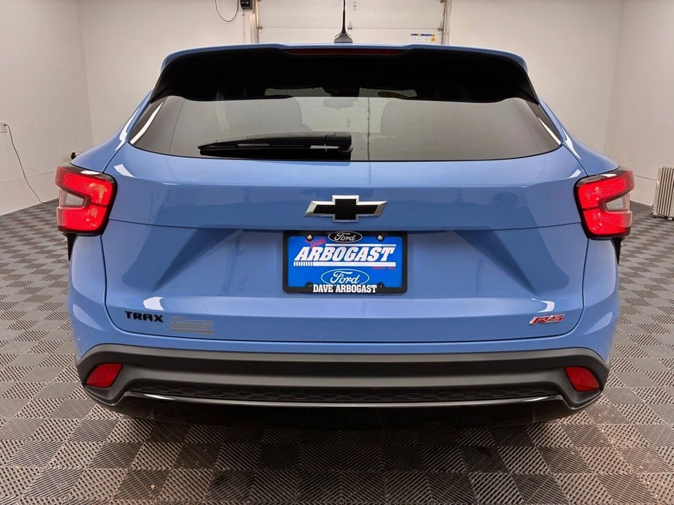 2024 Chevrolet Trax - Image 9 of 12