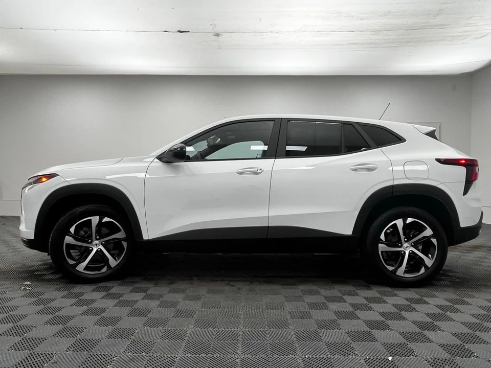 2024 Chevrolet Trax - Image 11 of 12
