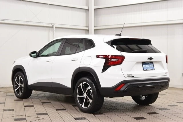2024 Chevrolet Trax - Image 6 of 21