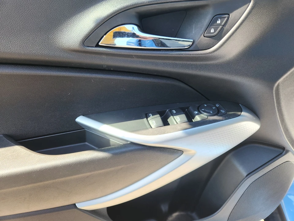 2024 Chevrolet Trax - Image 12 of 31