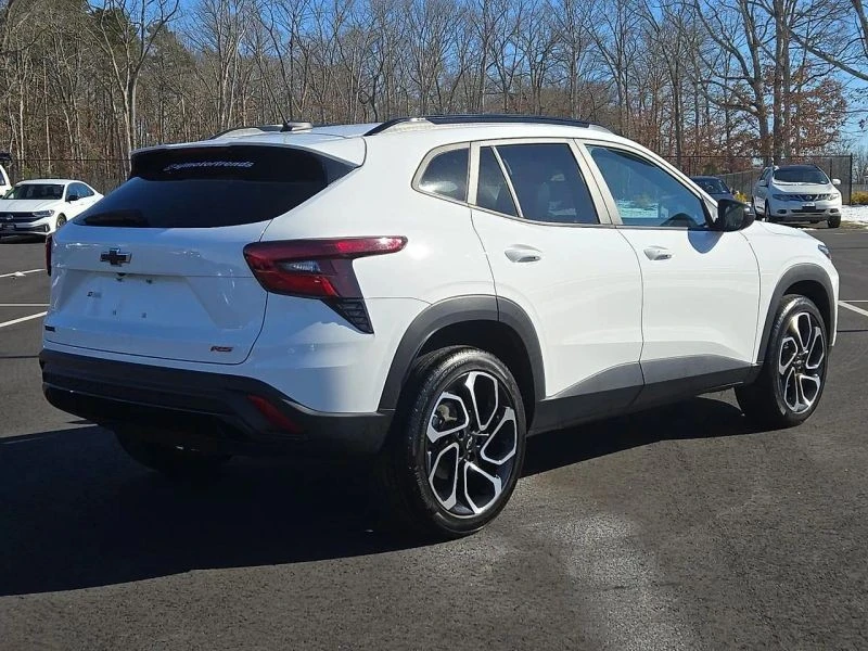 2024 Chevrolet Trax - Image 6 of 12