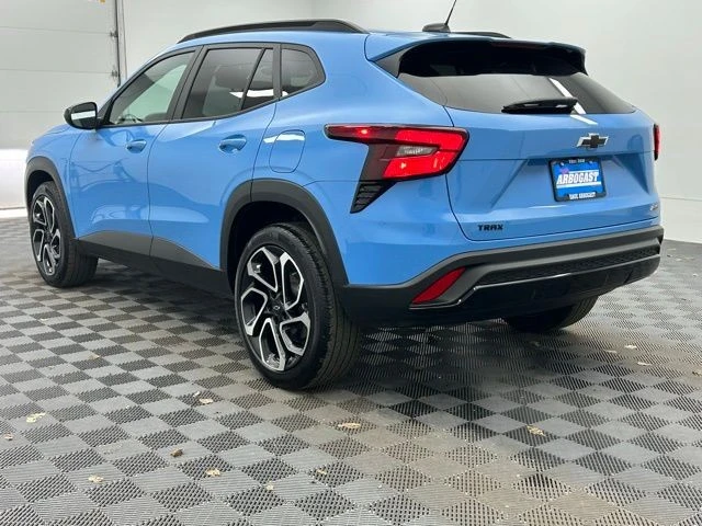 2024 Chevrolet Trax - Image 11 of 12