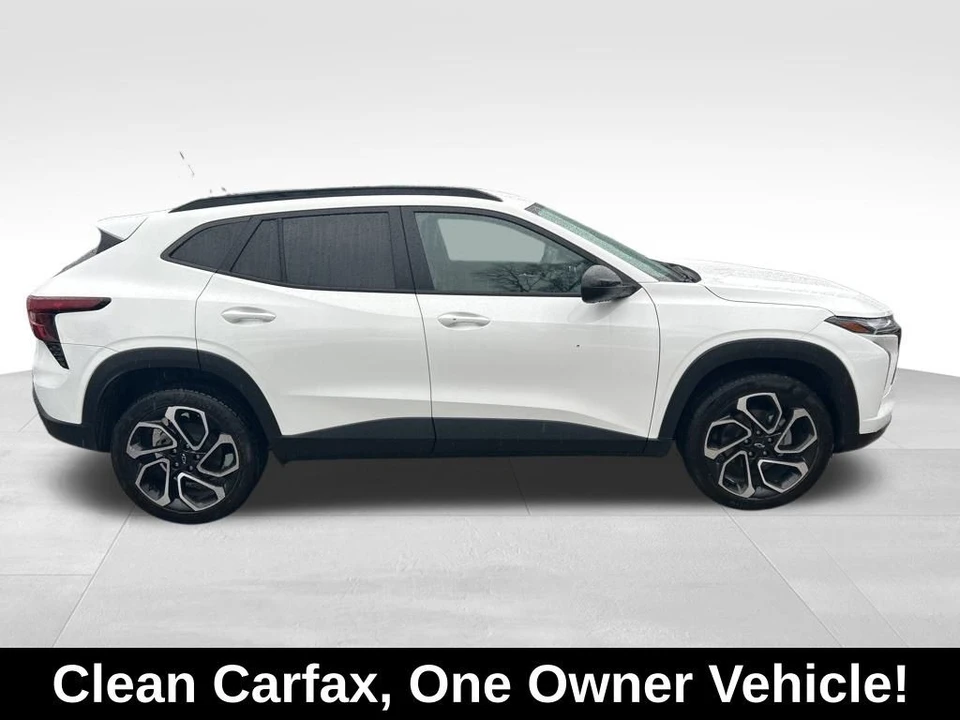 2024 Chevrolet Trax - Image 3 of 12