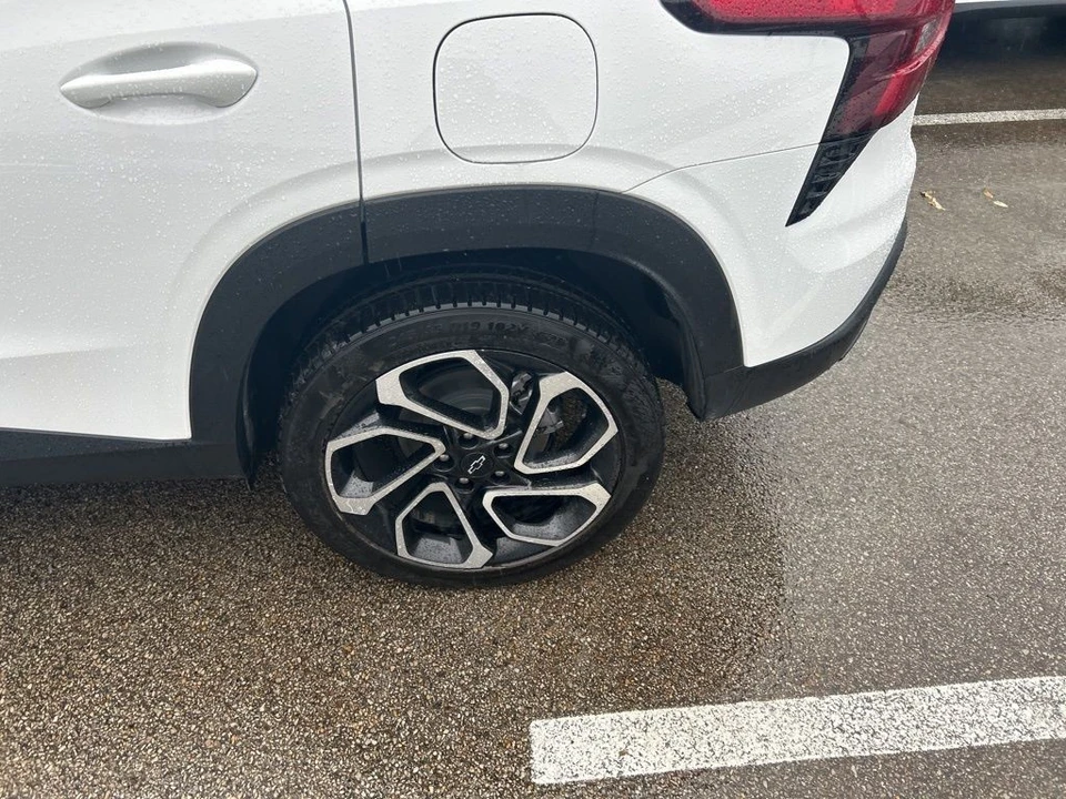 2024 Chevrolet Trax - Image 7 of 12