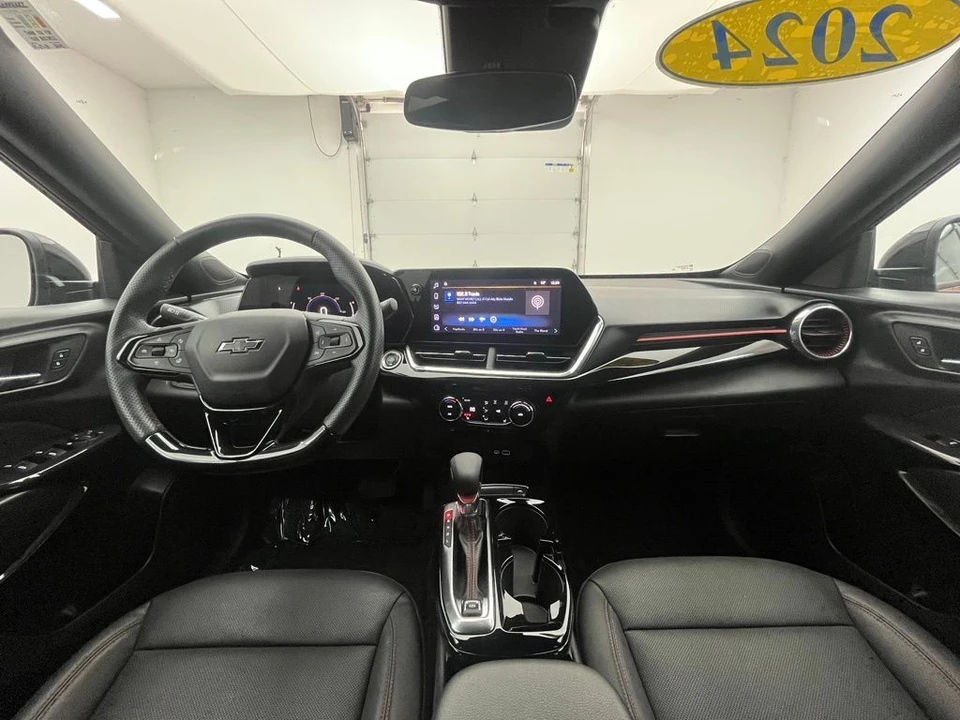 2024 Chevrolet Trax - Image 2 of 12