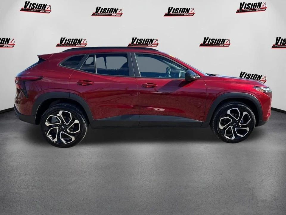 2024 Chevrolet Trax - Image 4 of 12