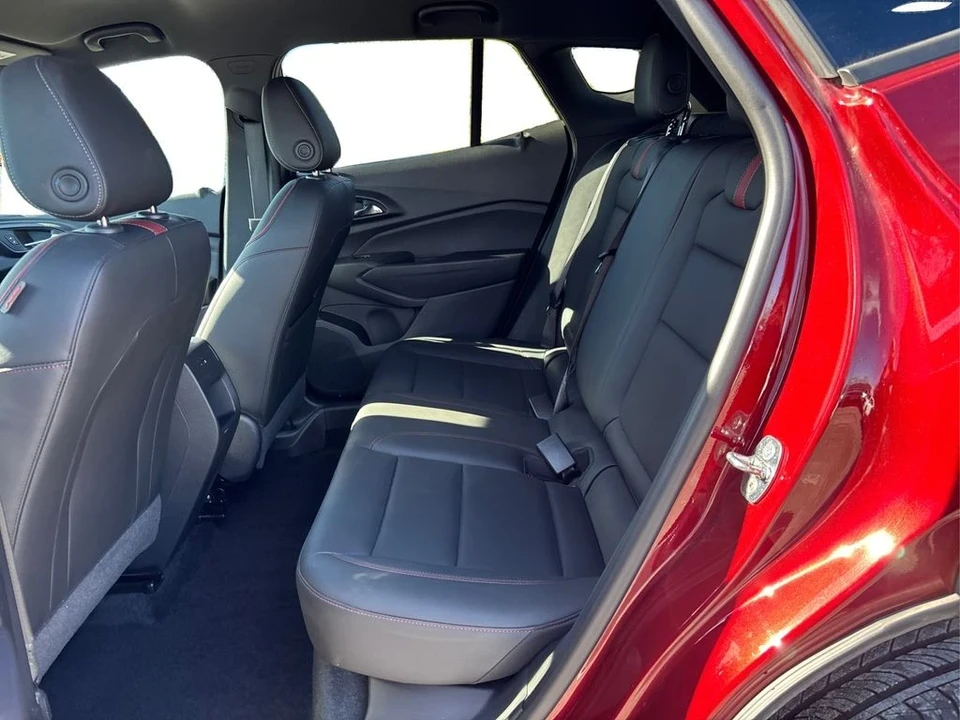 2024 Chevrolet Trax - Image 10 of 12
