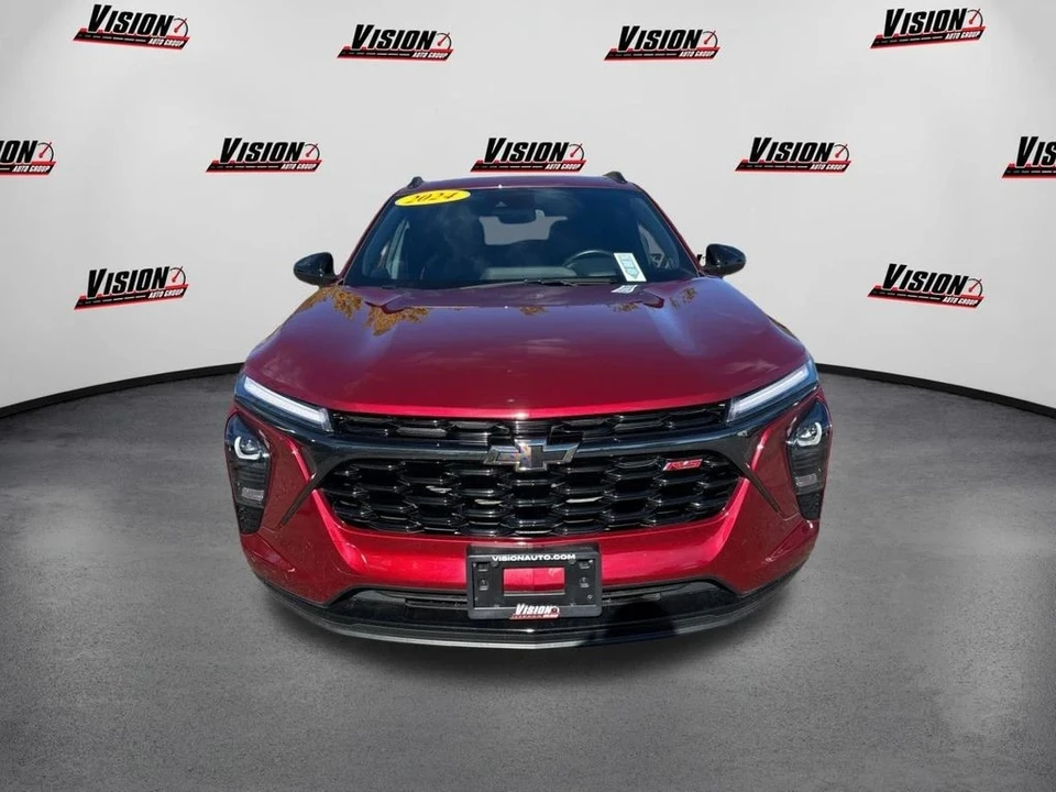 2024 Chevrolet Trax - Image 2 of 12