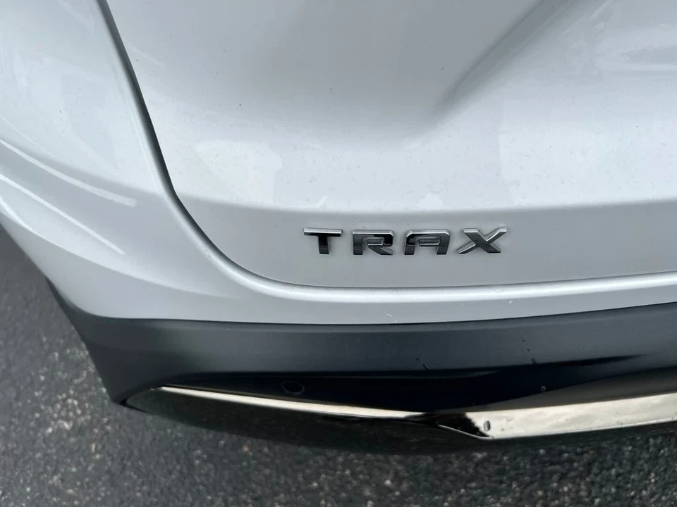 2024 Chevrolet Trax - Image 10 of 12