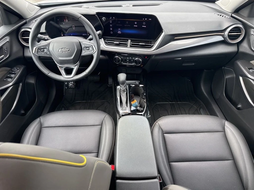 2024 Chevrolet Trax - Image 12 of 21