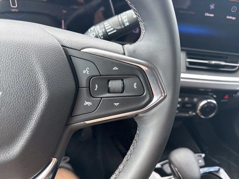2024 Chevrolet Trax - Image 15 of 21