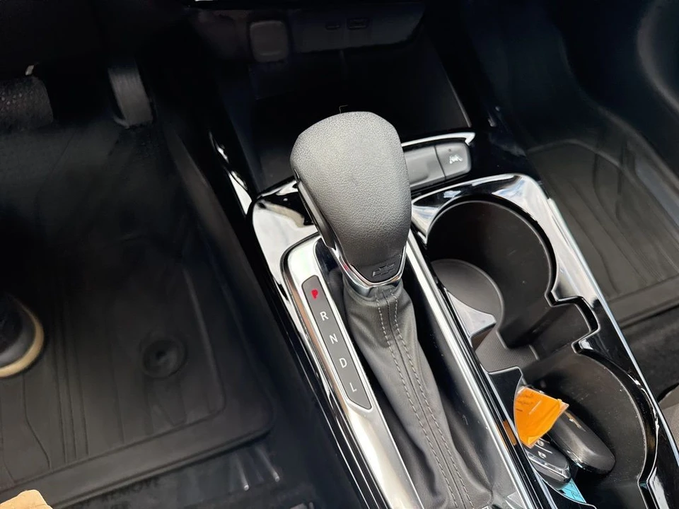 2024 Chevrolet Trax - Image 16 of 21