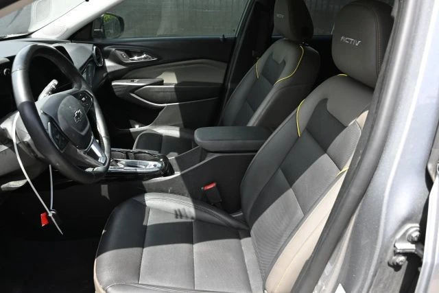 2024 Chevrolet Trax - Image 10 of 20