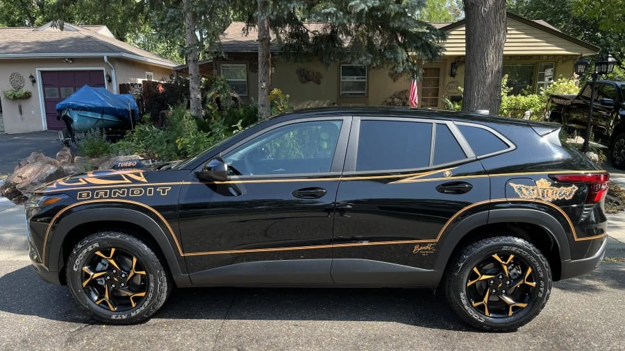 2024 Chevrolet Trax - Image 2 of 19