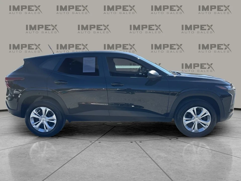 2024 Chevrolet Trax - Image 6 of 12