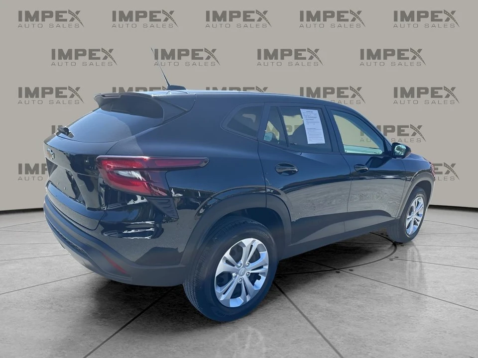 2024 Chevrolet Trax - Image 5 of 12