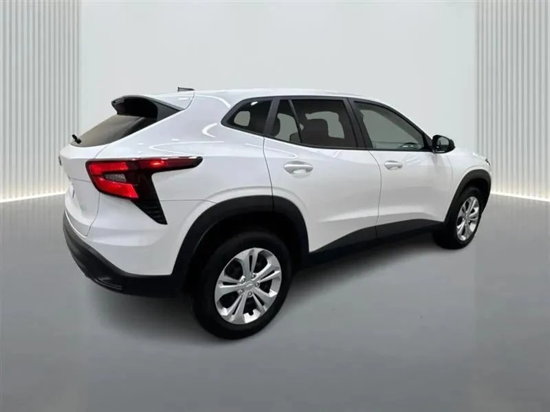2024 Chevrolet Trax - Image 5 of 12