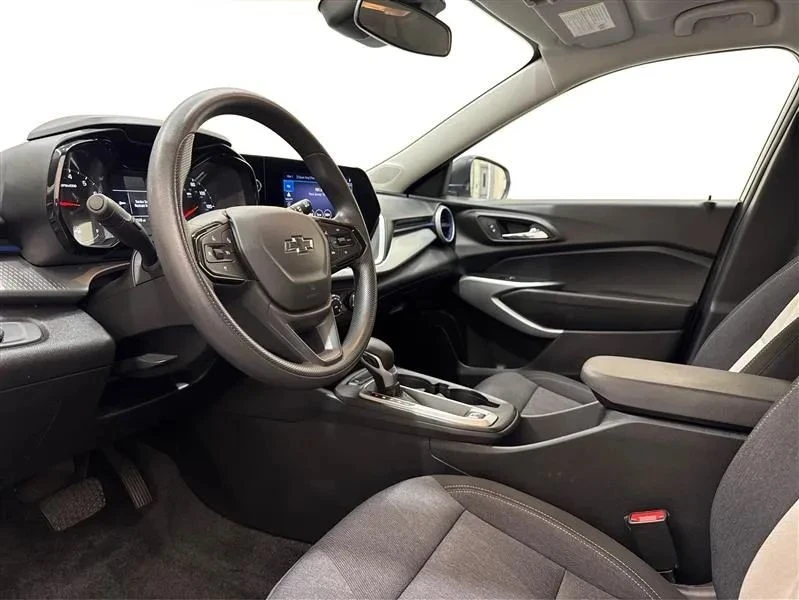 2024 Chevrolet Trax - Image 9 of 12