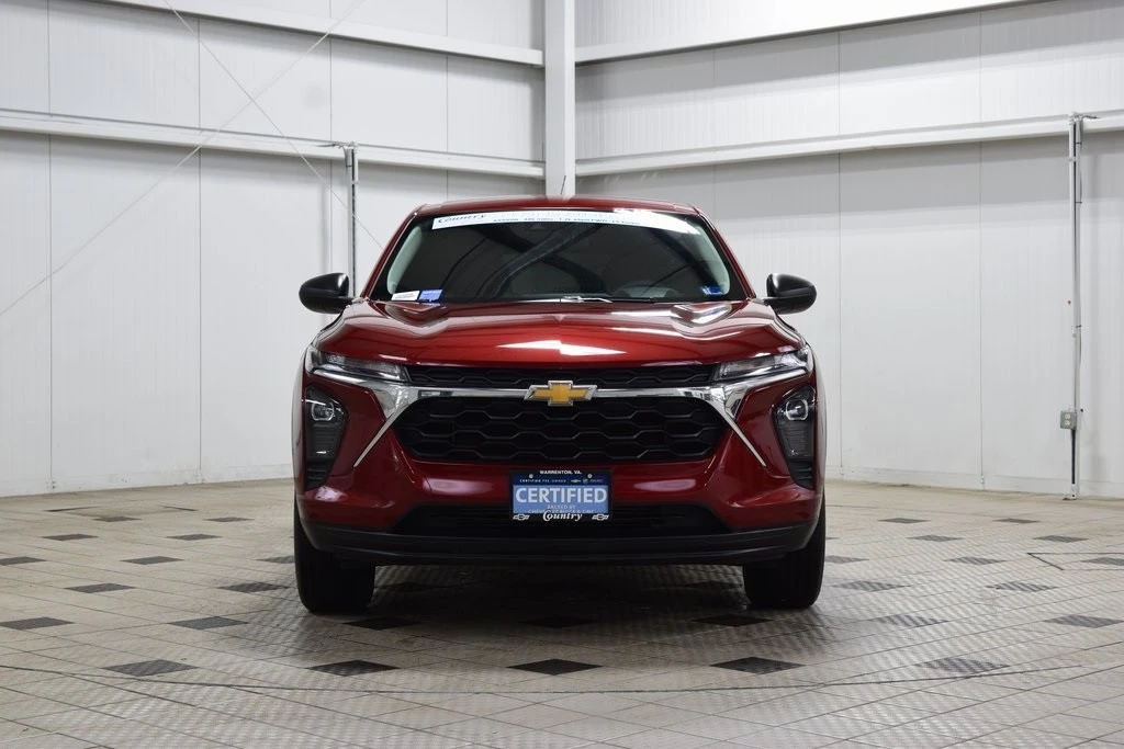 2024 Chevrolet Trax - Image 2 of 12