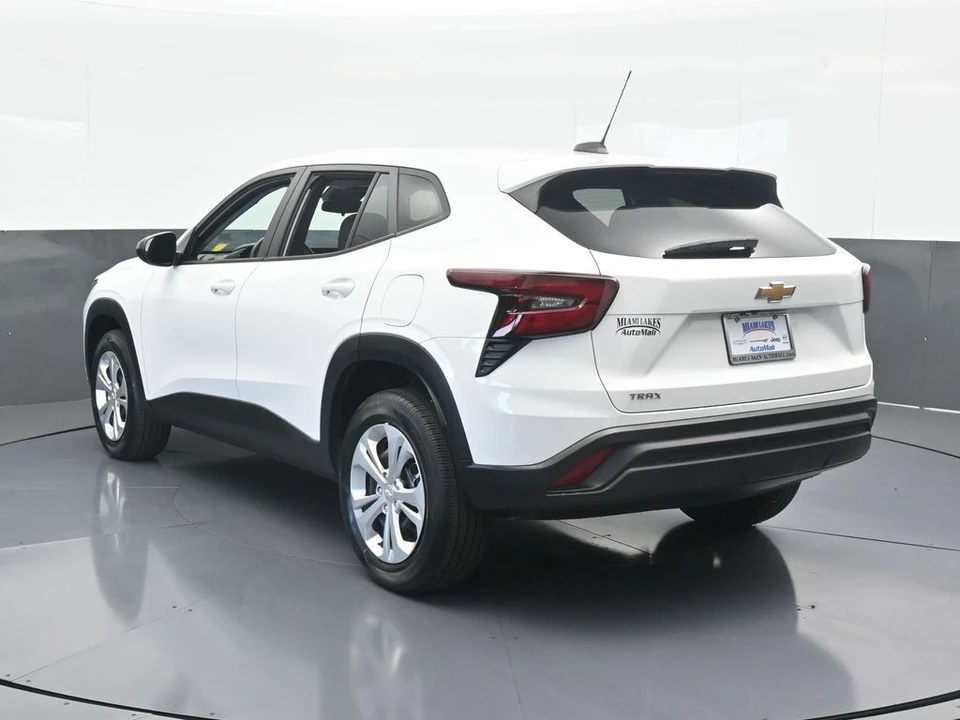 2024 Chevrolet Trax - Image 4 of 12