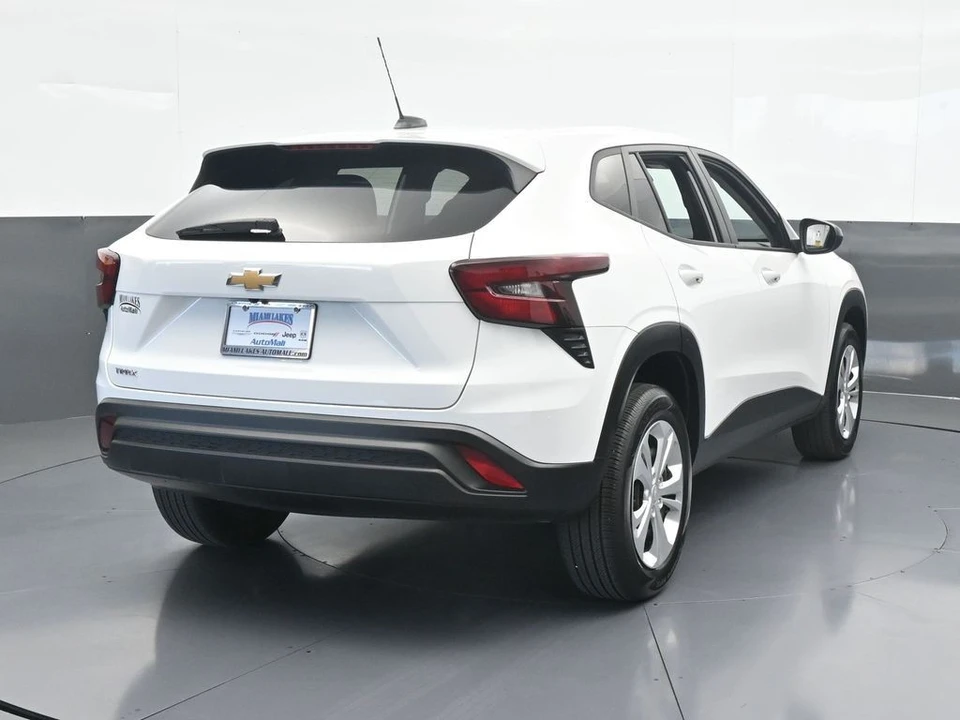 2024 Chevrolet Trax - Image 5 of 12